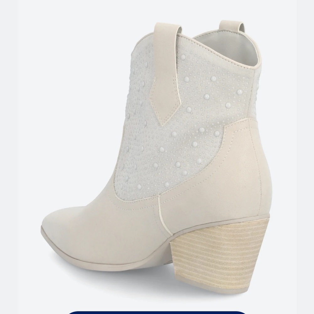 NEW MIA Serennity white pearl cowboy Bootie in cream in size 9.5 - Picture 3 of 8